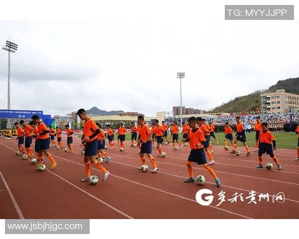 足球明星训练期间适合玩哪些有趣的活动提升技能和团队合作能力