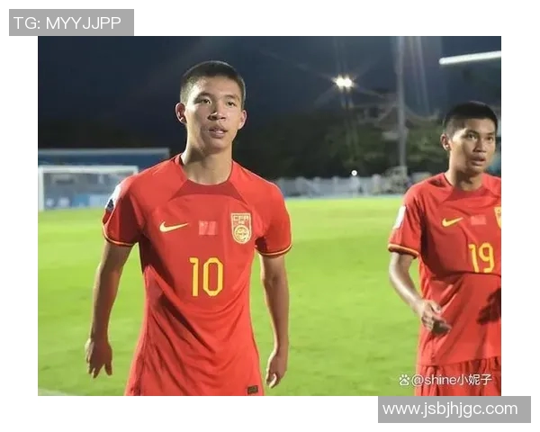 中国足球明星的崛起与挑战探讨及其对中国足球未来发展的影响