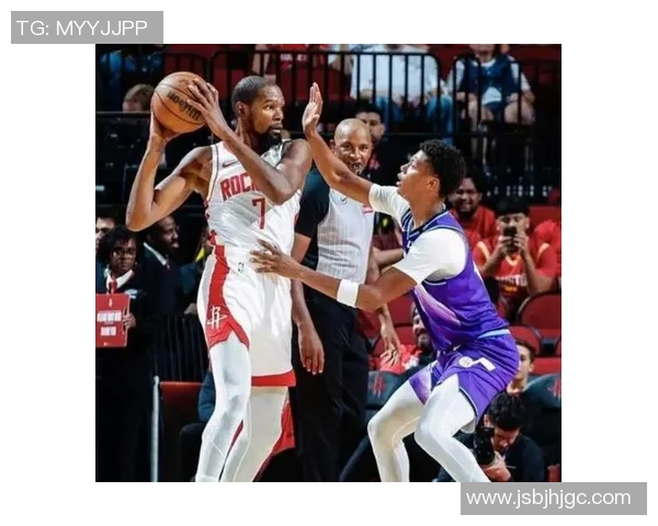 火箭队与活塞队激战2018年11月24日精彩回顾与赛后分析